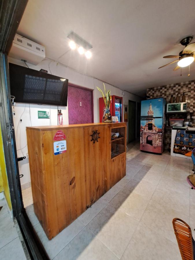 Hostel Shalom Adonai Cartagena 외부 사진