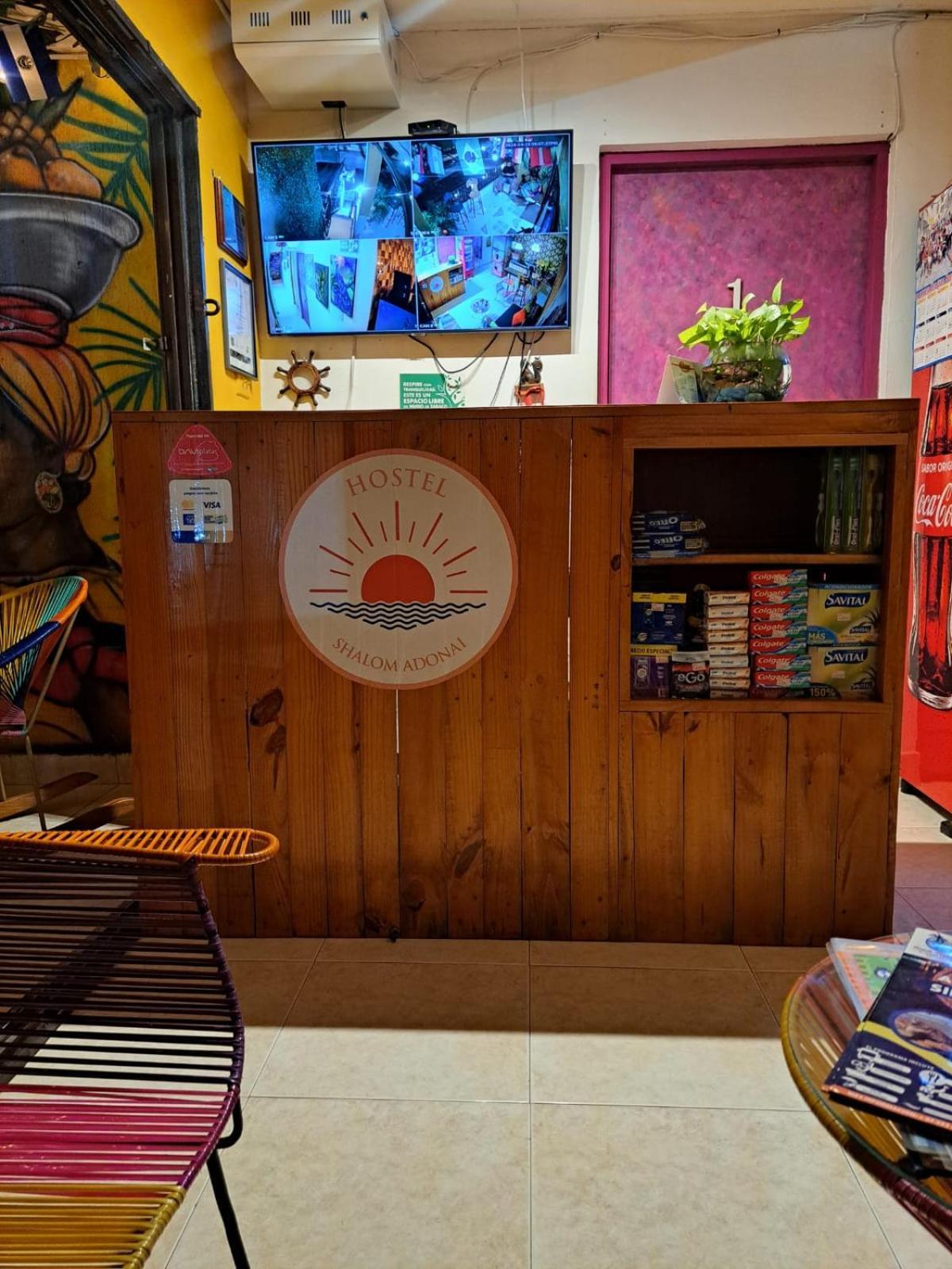 Hostel Shalom Adonai Cartagena 외부 사진