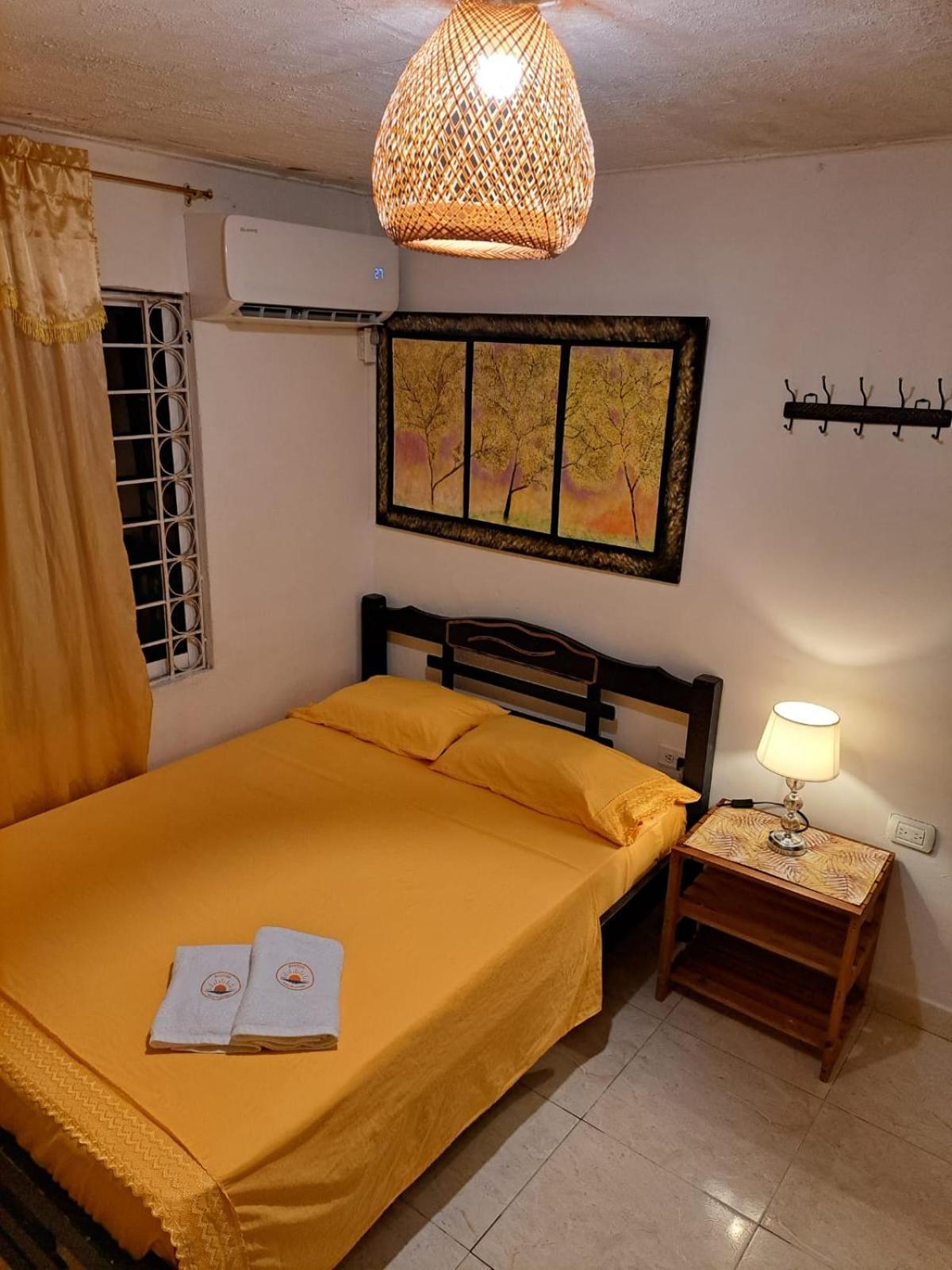 Hostel Shalom Adonai Cartagena 외부 사진