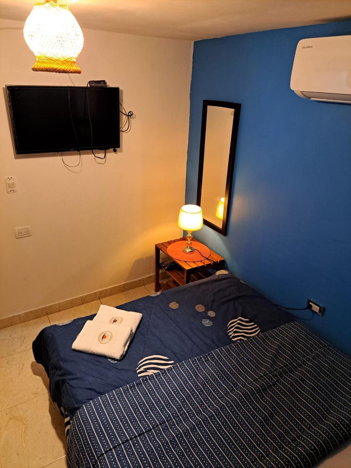 Hostel Shalom Adonai Cartagena 외부 사진