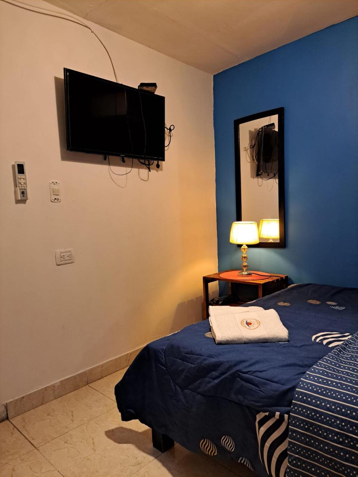 Hostel Shalom Adonai Cartagena 외부 사진