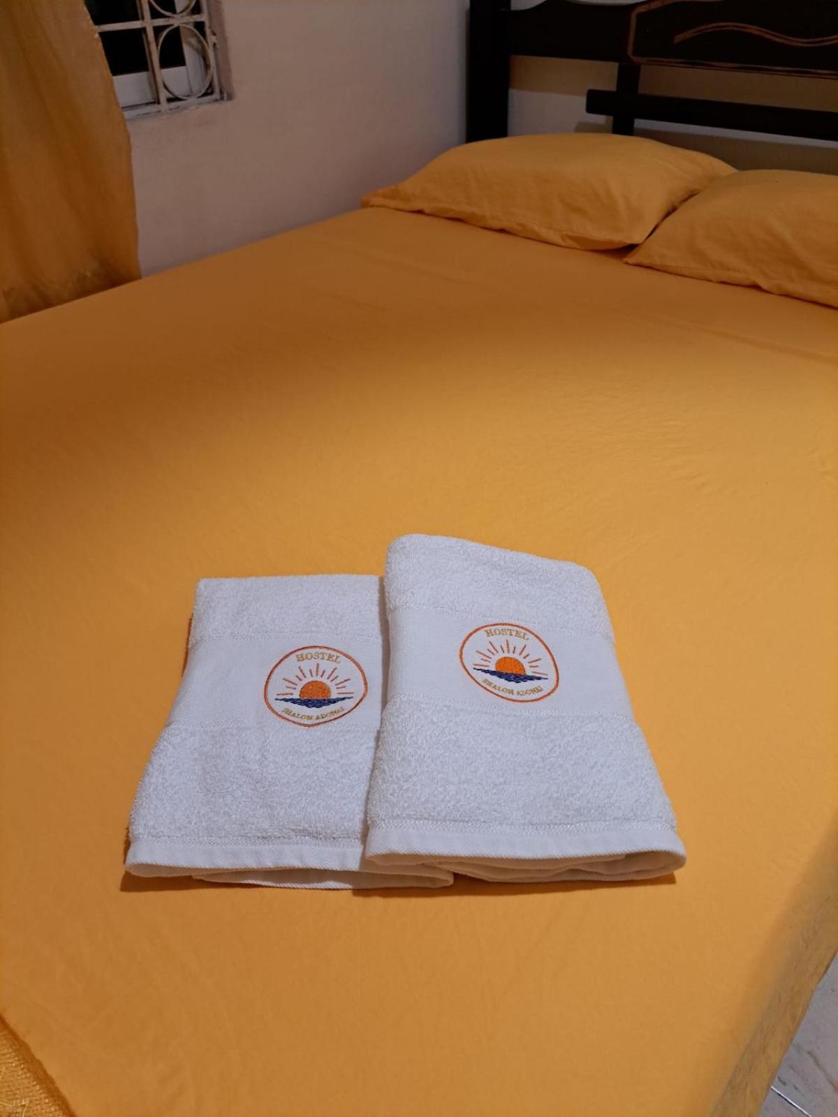 Hostel Shalom Adonai Cartagena 외부 사진