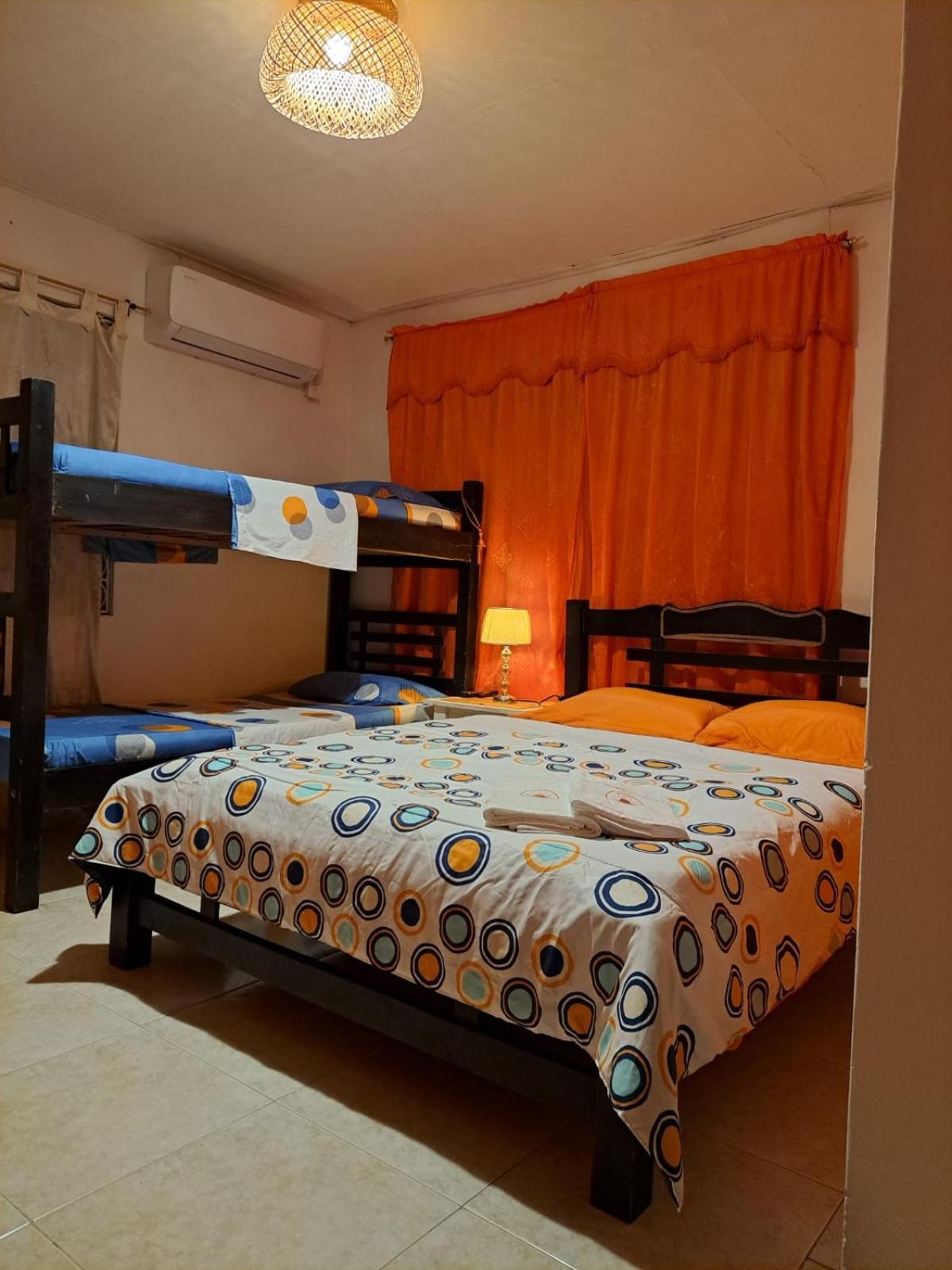 Hostel Shalom Adonai Cartagena 외부 사진